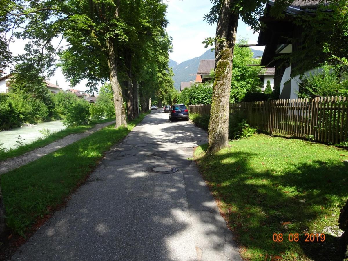 Huge And Calm Apartment In Central Garmisch Exterior foto