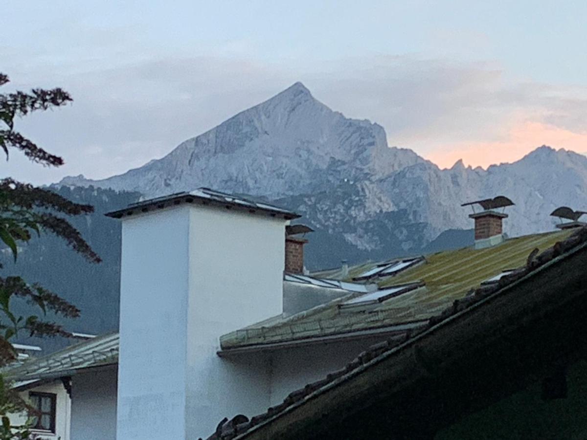 Huge And Calm Apartment In Central Garmisch Exterior foto